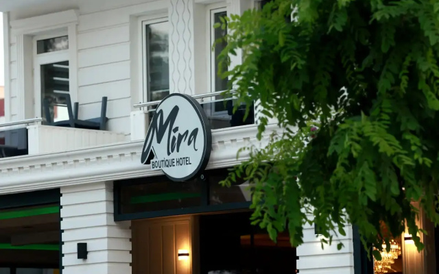 Bed&Breakfast İnci Mira Hotel