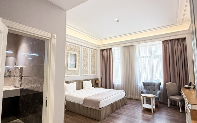 Theatrum  Baku