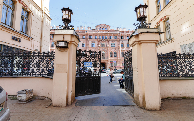 Krasivie Na Rubinshteyna Apartments