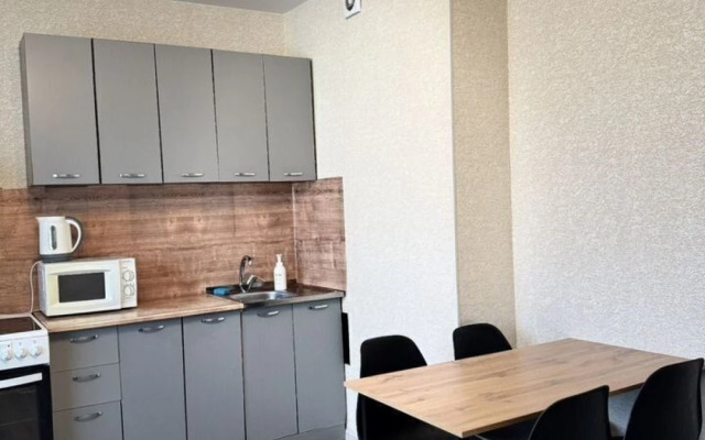 Na Ulitse Druzhby 27 Flat