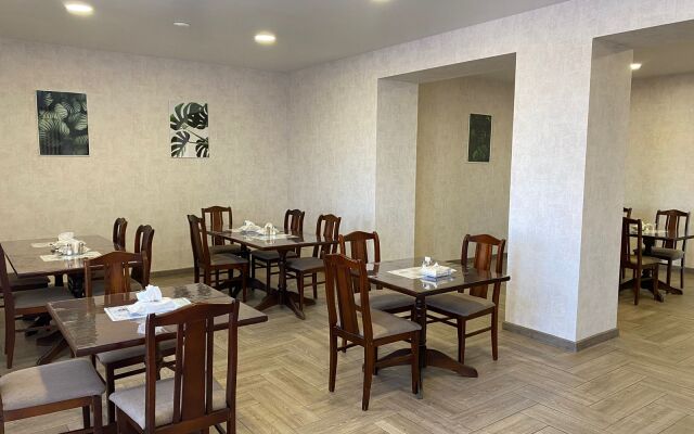 Gostiny Dvor Hotel