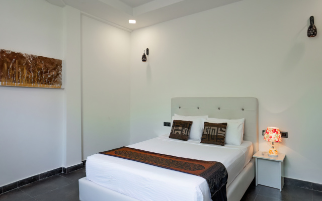 Silver Oasis Maldives Hotel
