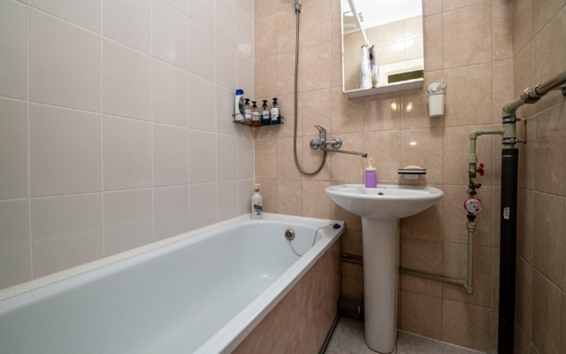 Chistaya i Uyutnaya na Burnakovskoy 77 Flat
