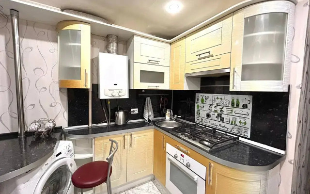 Однокомнатная Квартира Рядом со Спорткомплексом Центральным