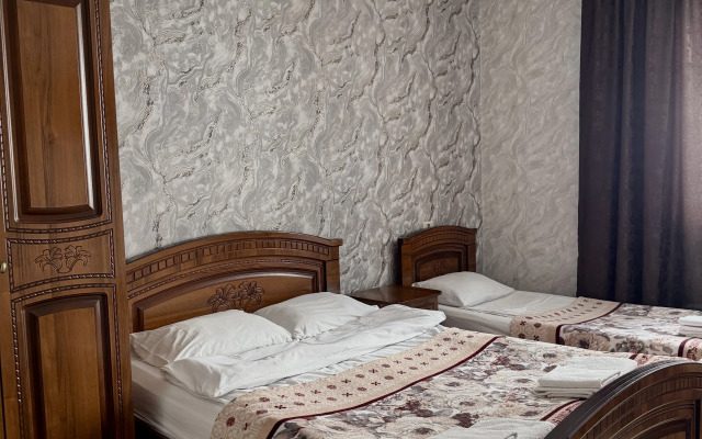 Dvin Guest House