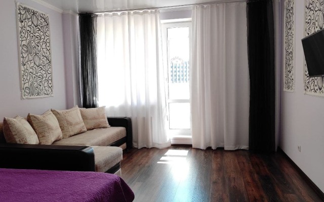 Однокомнатная Квартира ТЦ Планета