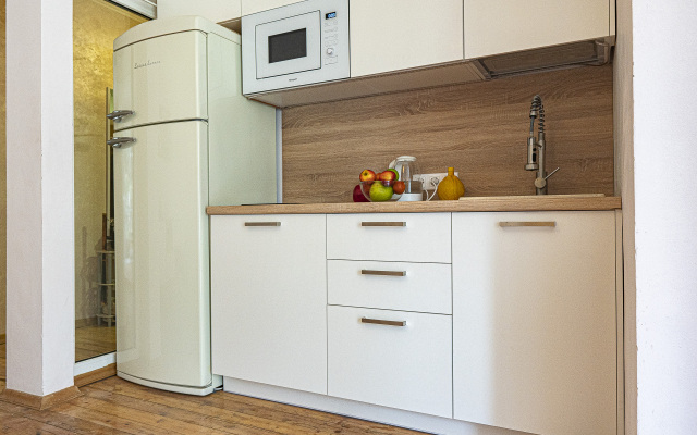 Квартира Капри Хаус Шестиместная Хоста Лофт