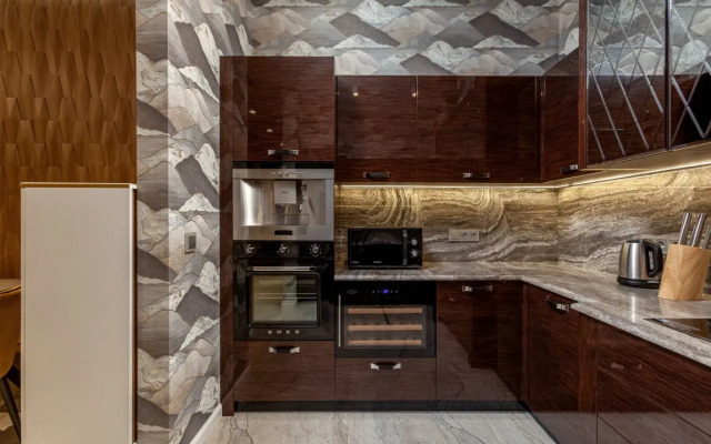 Трехкомнатный апартамент на 40 этаже