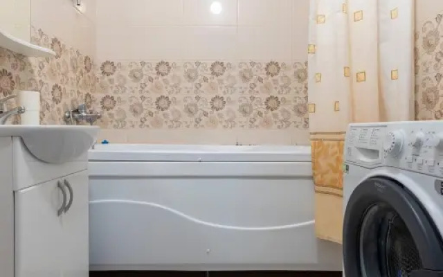 Uluchshennye Ryadom S Metro Ladozhskaya Apartments