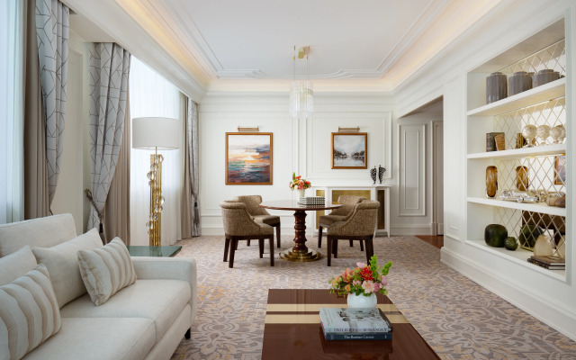 The Carlton, Moscow