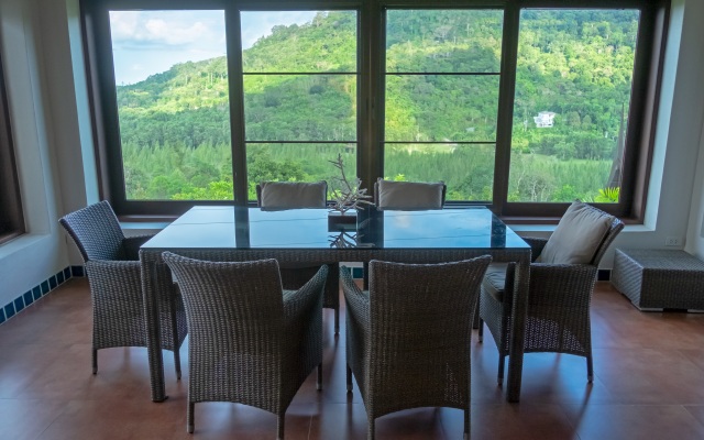Luxurious ocean view villa with Private Pool and Jacuzzi Villa