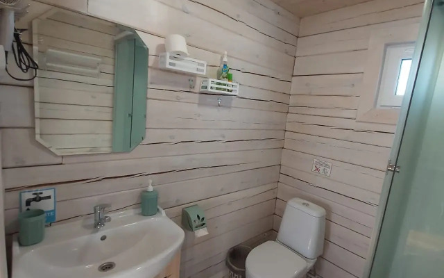 Tikhiy Dvorik Apartment
