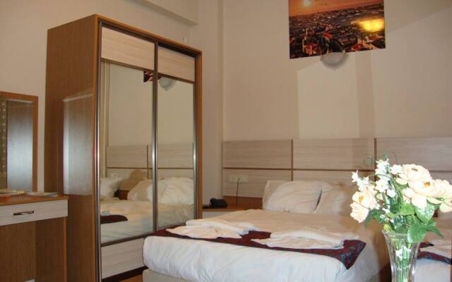 Royal Suites Besiktas Hotel