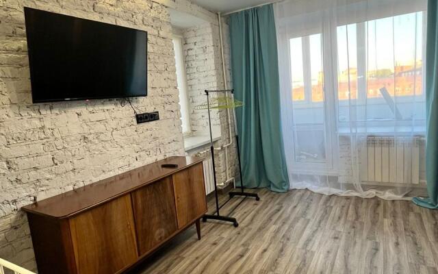 Lyuks na Irtyshskoy Naberezhnoy 13 Flat