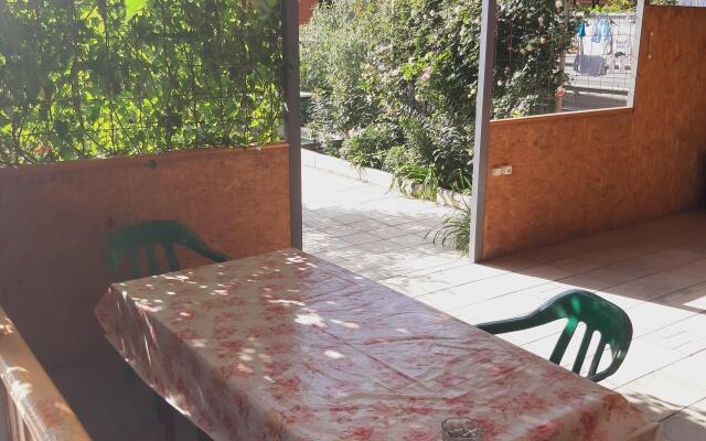 V Chastnom Sektore Furnished Rooms