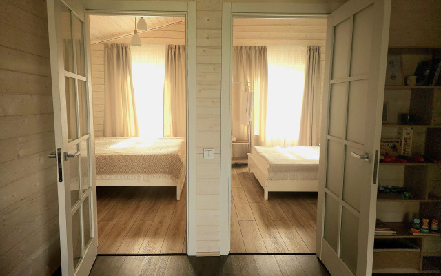 Домик "Сказочный Лес" с гриль-мангалом, костровой и большой сауной