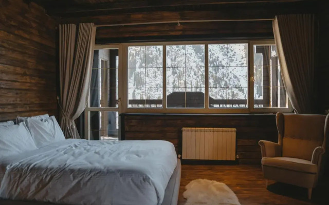 Chalet Nero Bianca