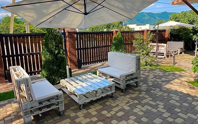 Гостевой Дом Лето Здесь