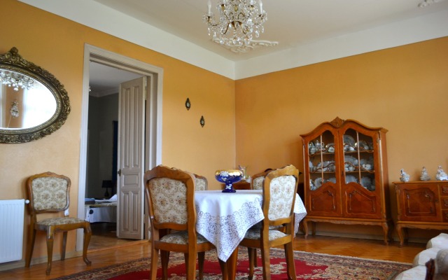 Fer House Apartments