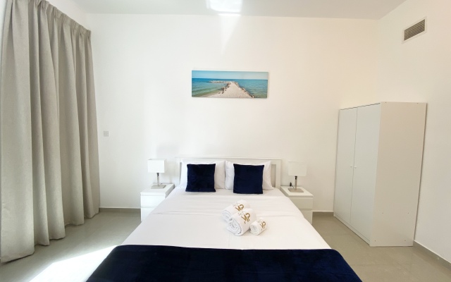 Panoramic Marina views 3BR Dubai Marina Apartments