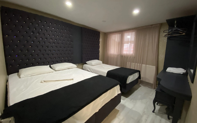 Orange Airport Hotel