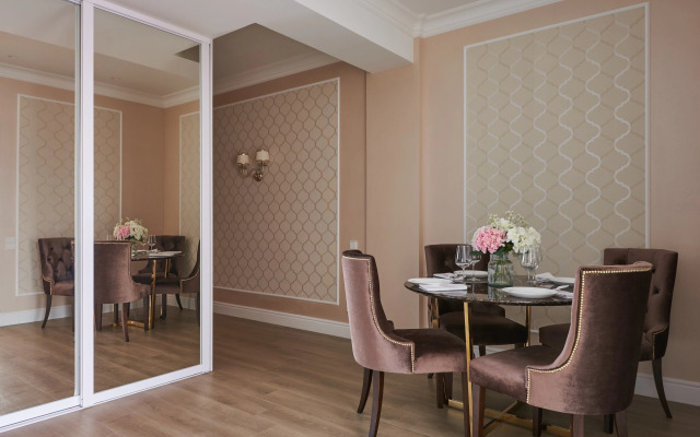 Red Apartments Svetlana Park Elizabet Apartments