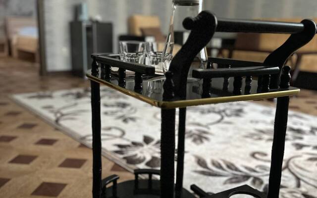 Гостевой дом Retro Hall