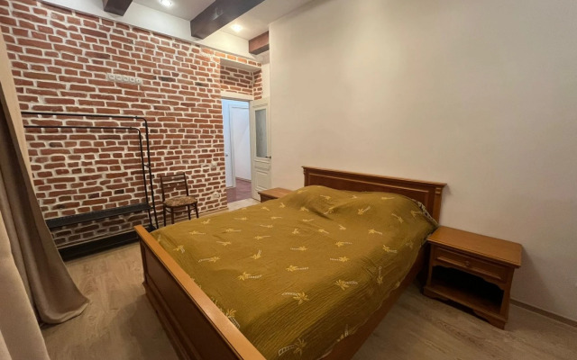 Апартаменты Логово Румс Шестикомнатные