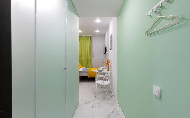Ekonom bez Okna na Naberezhnoy Obvodnogo Kanala, 132 Apartments