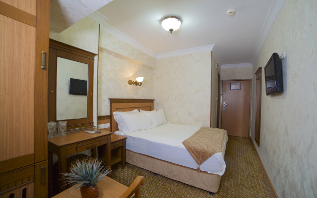 Grand Unal Hotel