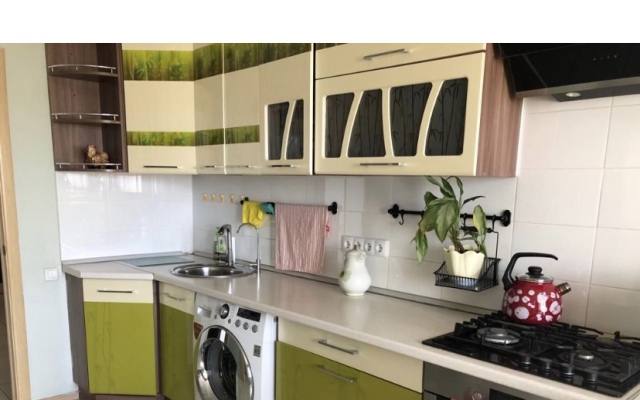 2-Kh Komnatnaya V Tsentre Vozle Tsirka Flat