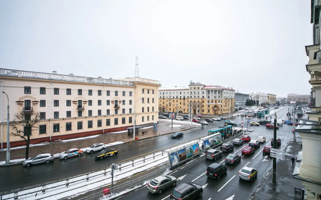 Na Ploschadi Pobedy 39 Apartments