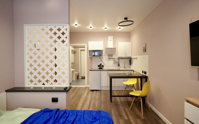 Sutochny Ray Na Krymskoy Apartments