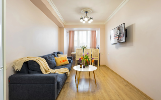 KeyGo #0015, 2 Bedroom, Balcony, City Center Apartments