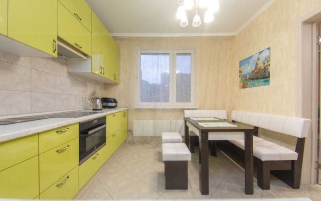 Krasnogorskiy Bulvar 14 Apartments