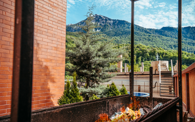 Alm House by Sun City Hotels Guest house
