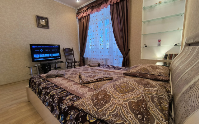 Апартаменты у пляжа Парк Победы на 5 гостей