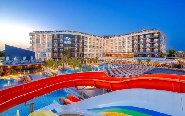 Отель Vox Maris Resort