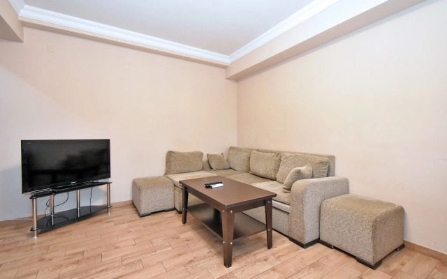 2-K, Ulitsa Yeznika Kokhbatsi, Ko110 Flat