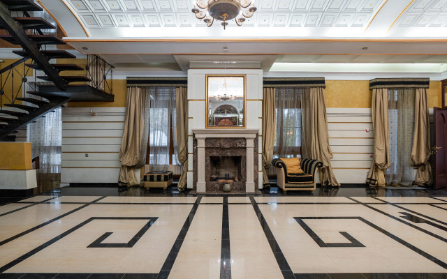 Atrium Private house