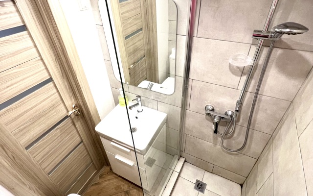 Stidiya Loft Dvikhurovnevaya Yarapartments Flat