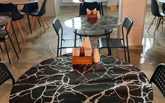 Hotel Asiya Hotel