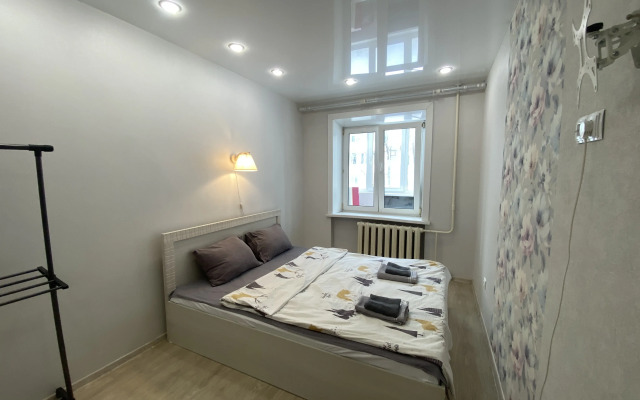 Ryadom S Parkom Gagarina V Spalnom Rayone Flat
