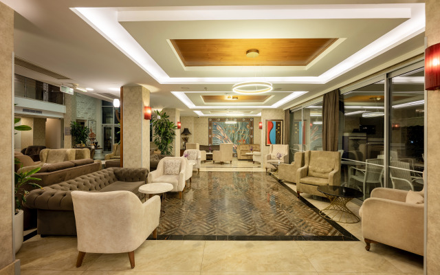 Sealife Family Resort Hotel