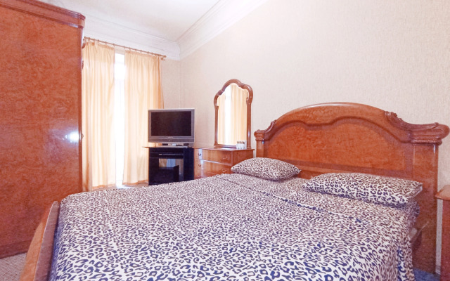 Na Prospekte Lenina 61 Flat