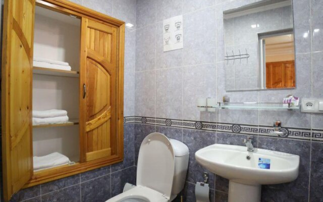 Firuza Guest House