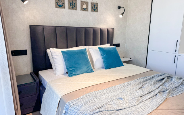 Kaskad 2 Na Pervoy Beregovoy Linii Flat