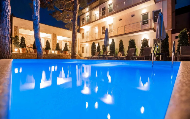 Yana Guest House