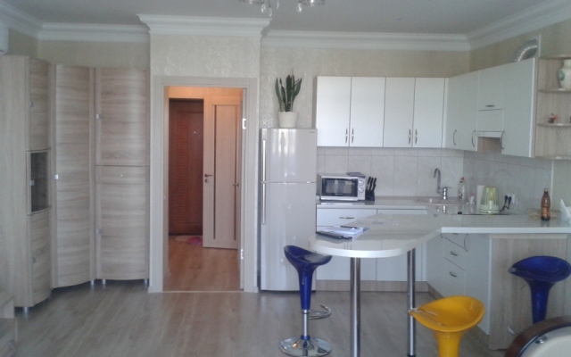 Apartamentyi V Dome U Grecheskoj Horyi