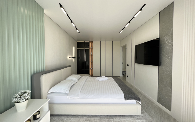 Na Naberezhnoy 5 Apartments